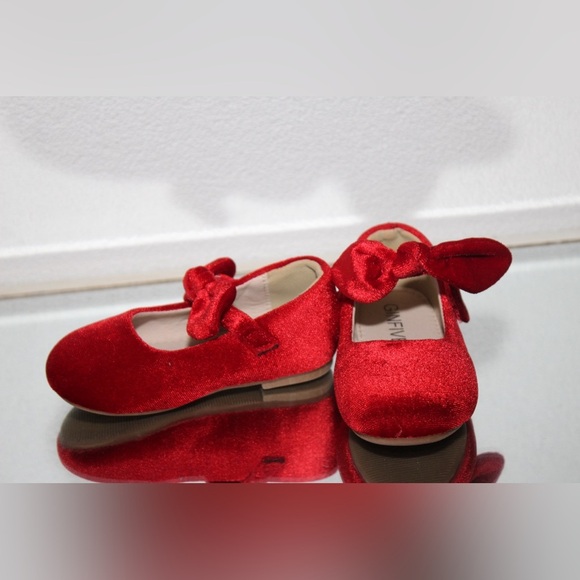 Other - Ginfive Toddler Girl Dress Shoes Red Velvet Mary Jane Size 5